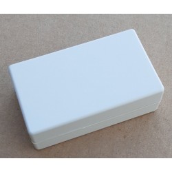 PŁYTKA UNIWERSALNA Z GNIAZDEM RJ45 pod PRZEKAZNIK RM85
